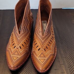 IVY KIRZHNER BROWN LEATHER SANTA CRUZ BOOTIE WOMAN'S SIZE 7 M